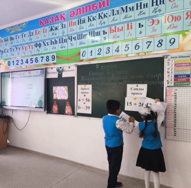 01.10.-10.10.2025 аралығында мектебімізде "Шебер және зерттеуші педагогтар апталығы" өтті.