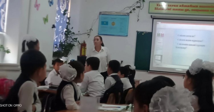 Әдептілік, ар-ұят —адамдықтың белгісі.