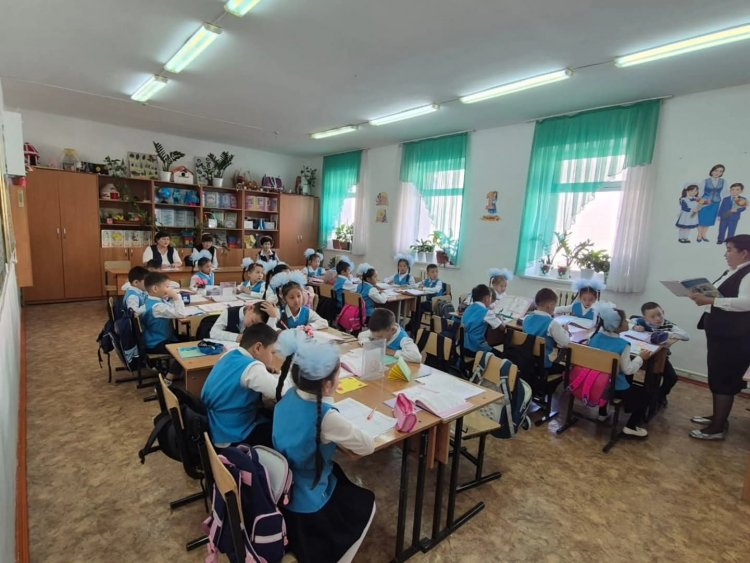 "Білім бастауы бастауышта"