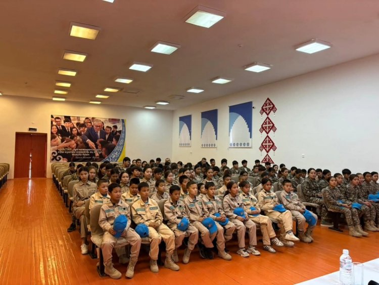 "ЕР ЖҮРЕК САРБАЗ  — ЕЛ НАМЫСЫ"