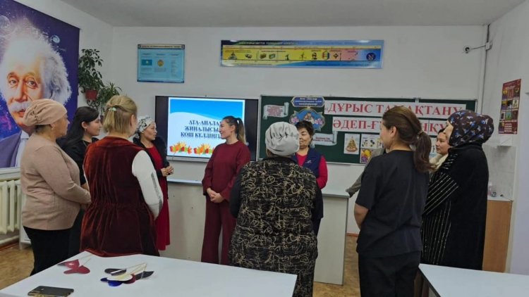"Дұрыс тамақтану әдет ғұрпын құру" тақырыбында ата аналар жиналысы өткізілді.